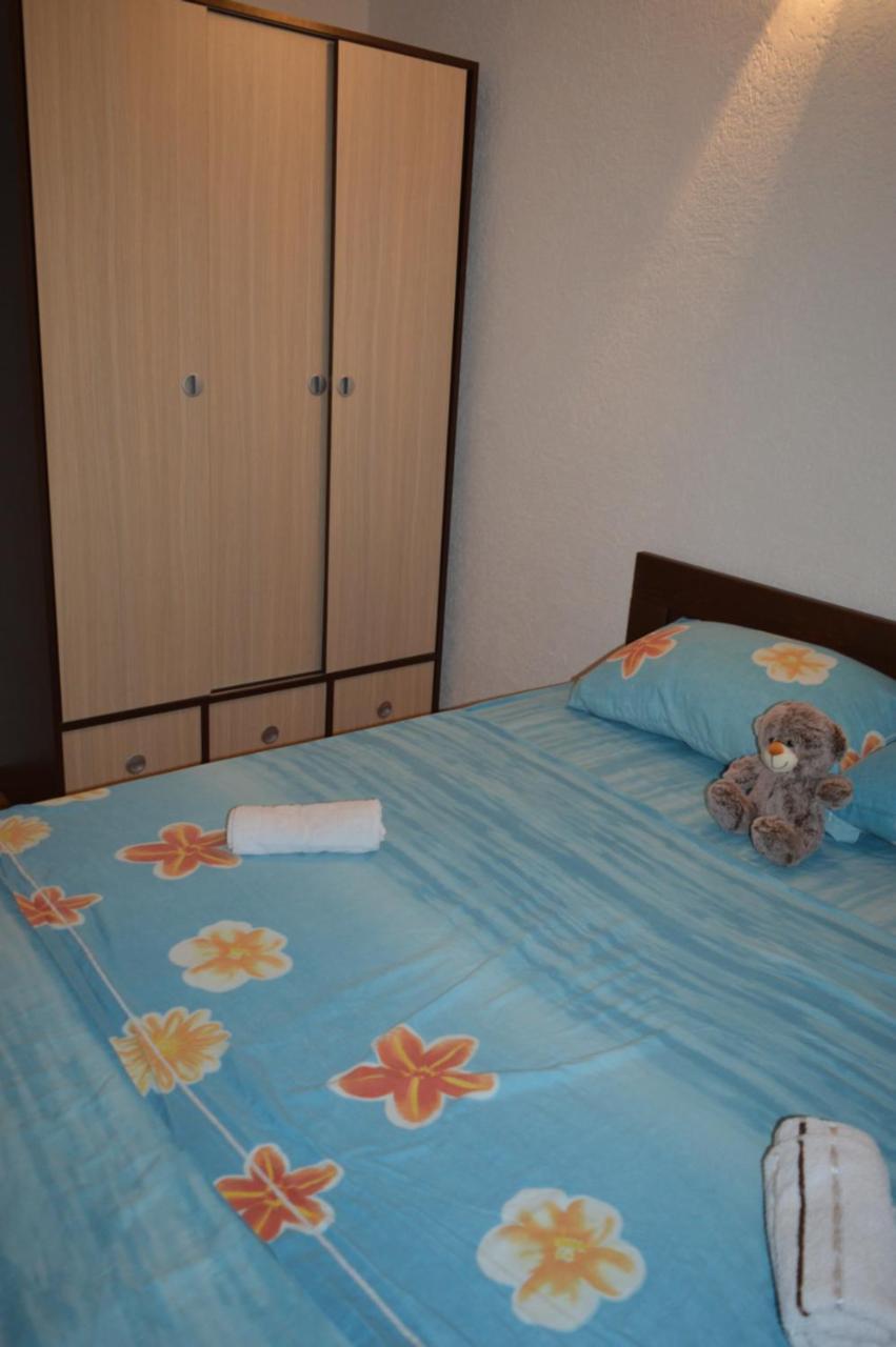 Vujas Village Pleasure Котор Екстериор снимка